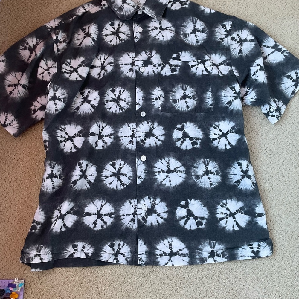 H&M Tie-Dye Black and White Button-Down Shirt